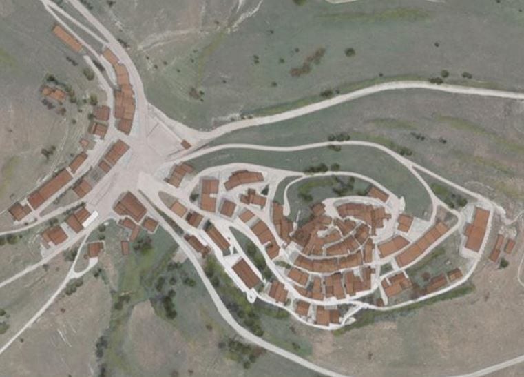 Framework of the village of Castelluccio di Norciabefore the earthquake of October 30th.
