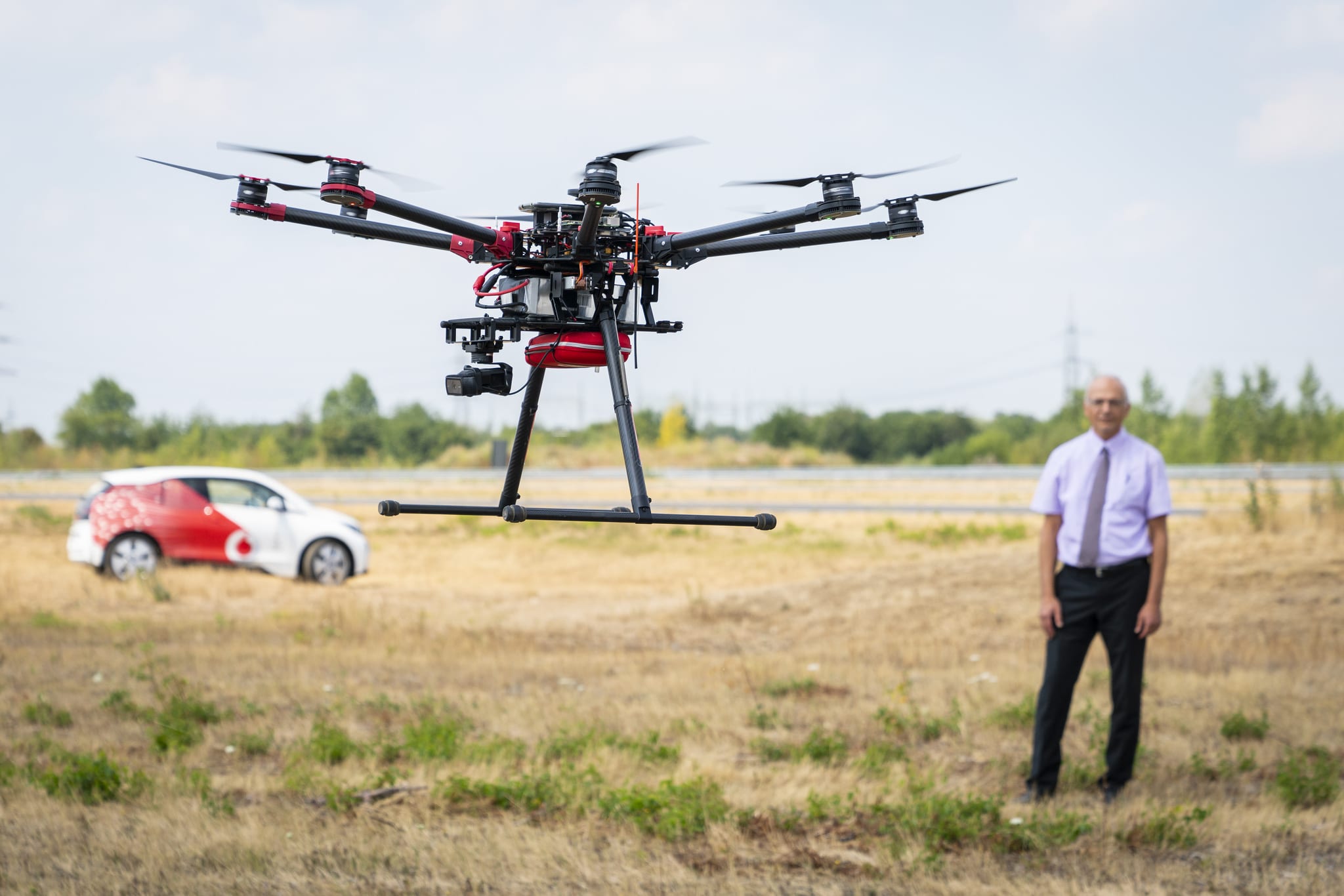 In the first trial of its kind in Europe, Vodafone Group, the world leader in Internet of Things services for business, has successfully demonstrated how mobile networks could support the European’s Commission’s vision of safe long distance drone flights. Credit: Vodafone Germay